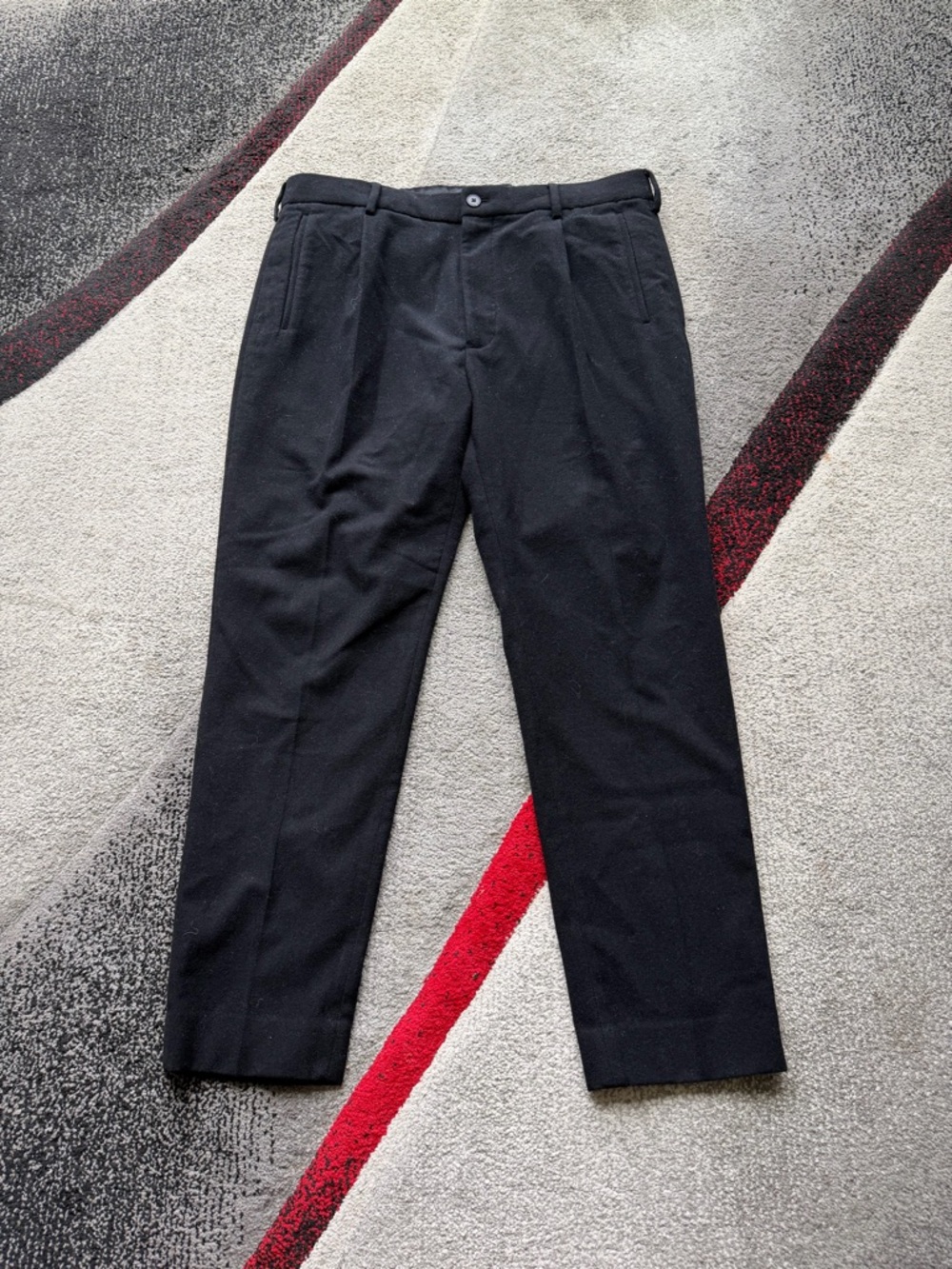 Club Monaco Men’s Black Pleat Front Wool Blend Dress Pants